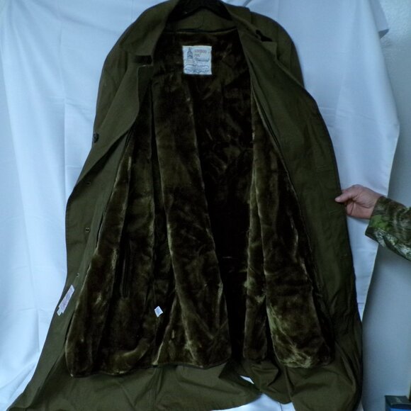 London Fog Trench Coat - Picture 9 of 10